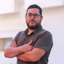 Dr. Javier Mercado